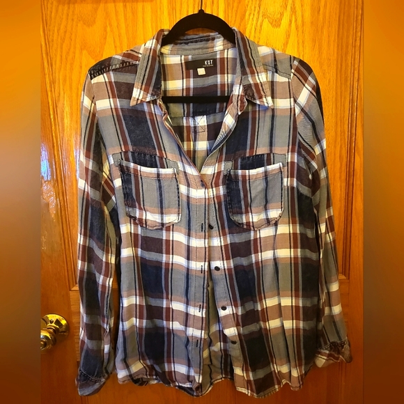 Button down soft flannel - Picture 1 of 5